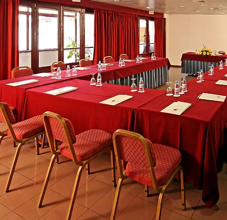 Centro 4*